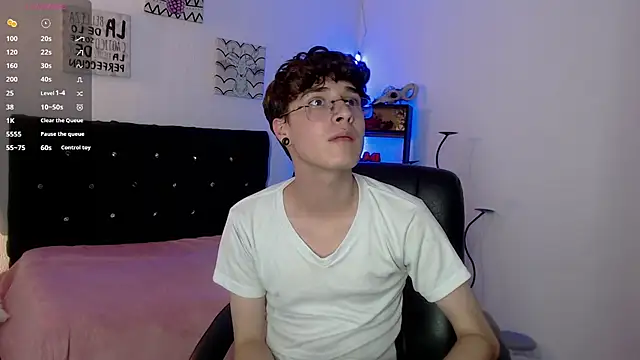 Snapshot of Jeam_hot chatting on November 18, 2025, 9:40 pm Jeam hot online show from November 18, 2025, 9:40 pm