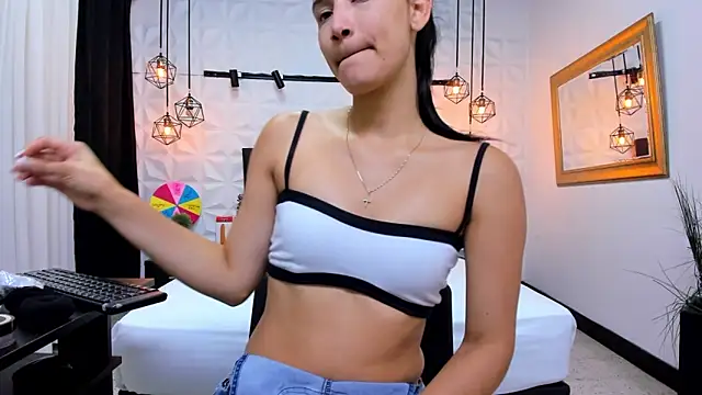 Alison Wiley online show from March 12, 2025, 11:54 am