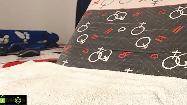 mikellwilliams10 online show from September 24, 2025, 11:21 pm