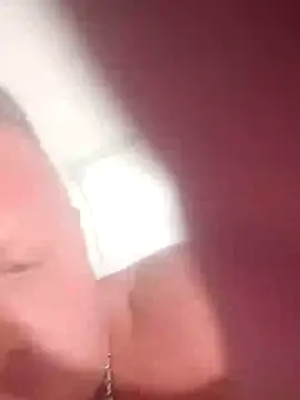 Snapshot of swingr chatting on March 16, 2025, 12:01 am swingr online show from March 16, 2025, 12:01 am