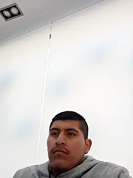 Snapshot of El_baby12 chatting on February 19, 2026, 10:12 am El baby12 online show from February 19, 2026, 10:12 am