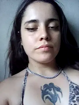 Snapshot of lucylovles chatting on February 16, 2025, 10:10 am lucylovles online show from February 16, 2025, 10:10 am