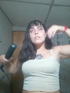 lucylovles online show from April 19, 2026, 6:36 am