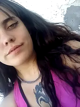 Snapshot of lucylovles chatting on February 13, 2025, 9:06 pm lucylovles online show from February 13, 2025, 9:06 pm