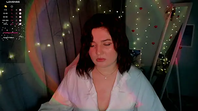 Snapshot of Lei_White chatting on January 27, 2025, 7:35 pm Lei White online show from January 27, 2025, 7:35 pm