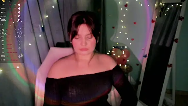 Snapshot of Lei_White chatting on February 22, 2025, 10:20 pm Lei White online show from February 22, 2025, 10:20 pm