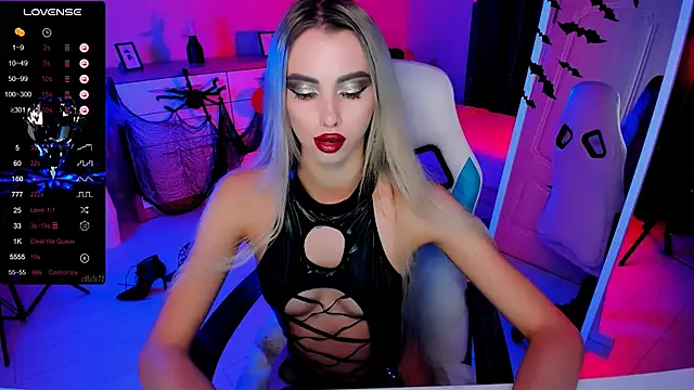 Snapshot of Emilia_Klar chatting on October 30, 2025, 2:58 pm Emilia Klar online show from October 30, 2025, 2:58 pm