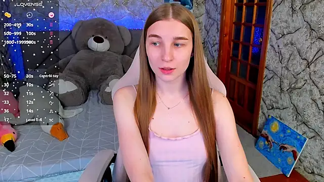  flowersweeet  online show from April 4, 2026, 8:04 pm