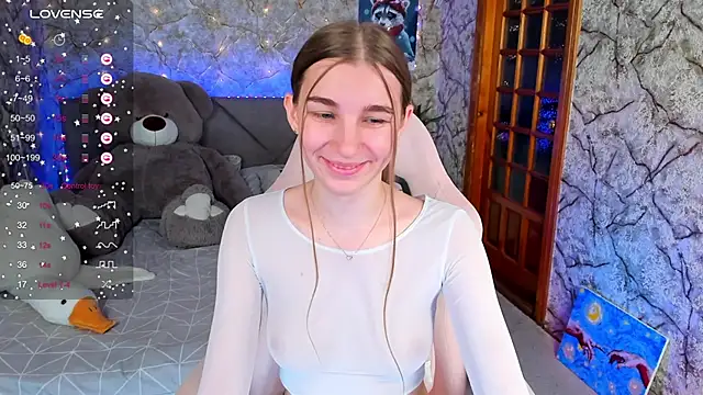 Snapshot of _flowersweeet_ chatting on October 15, 2025, 2:25 pm flowersweeet online show from October 15, 2025, 2:25 pm