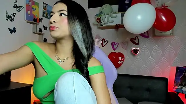 Alaia Love77 online show from February 17, 2026, 9:34 pm