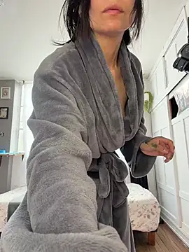 EemaHaruki online show from August 4, 2026, 6:23 pm