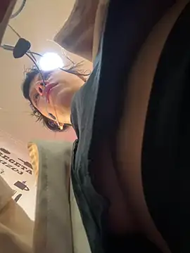 EemaHaruki online show from March 6, 2025, 7:10 pm