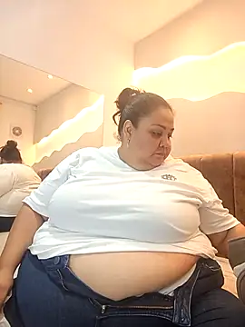 Snapshot of Alisson_am chatting on November 16, 2025, 11:26 am Alisson am online show from November 16, 2025, 11:26 am