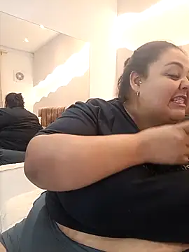 Snapshot of Alisson_am chatting on November 23, 2025, 11:20 am Alisson am online show from November 23, 2025, 11:20 am