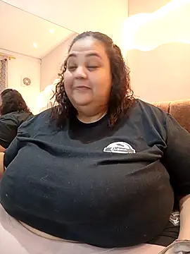 Snapshot of Alisson_am chatting on November 24, 2025, 11:32 am Alisson am online show from November 24, 2025, 11:32 am