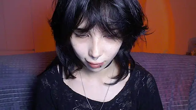 MoriHorri online show from November 3, 2025, 10:19 am