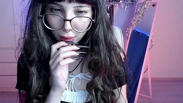 MoriHorri online show from December 28, 2024, 4:08 am