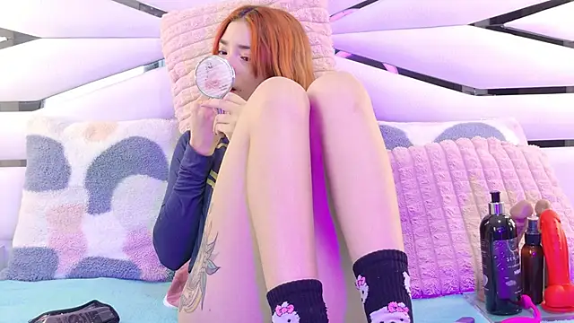 AlliciaKim online show from January 12, 2026, 11:39 am