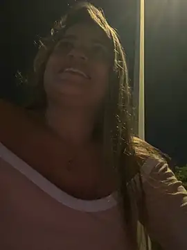 Snapshot of perlita05 chatting on February 7, 2026, 1:02 am perlita05 online show from February 7, 2026, 1:02 am