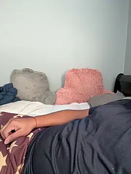 elamante03 online show from December 5, 2024, 3:33 pm