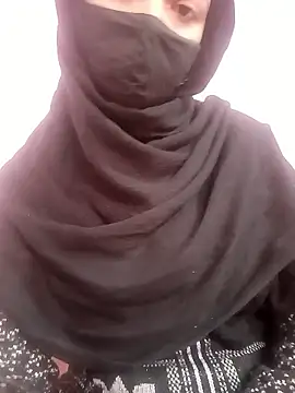 Snapshot of Mahi_Baby25 chatting on January 8, 2026, 5:35 am Mahi Baby25 online show from January 8, 2026, 5:35 am