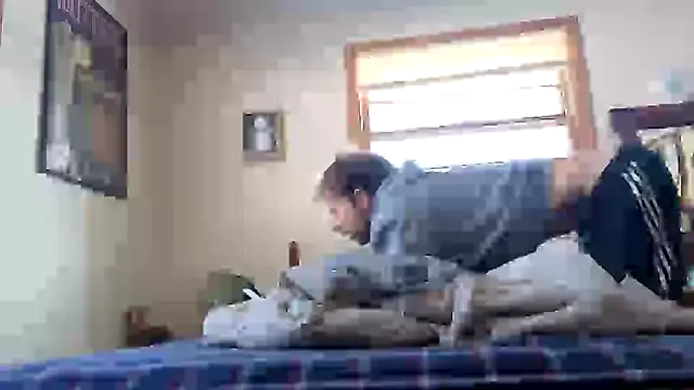 Snapshot of thecatrangler chatting on December 4, 2025, 7:13 pm thecatrangler online show from December 4, 2025, 7:13 pm