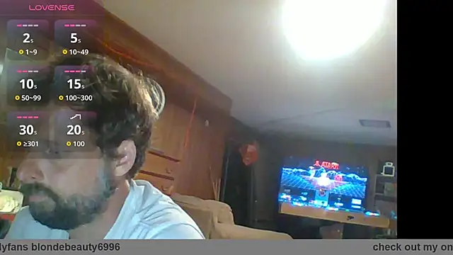 Snapshot of thecatrangler chatting on September 11, 2025, 9:37 pm thecatrangler online show from September 11, 2025, 9:37 pm