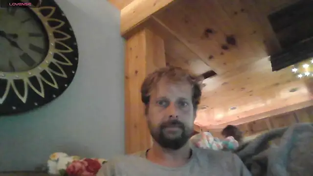 Snapshot of thecatrangler chatting on September 21, 2025, 9:31 pm thecatrangler online show from September 21, 2025, 9:31 pm