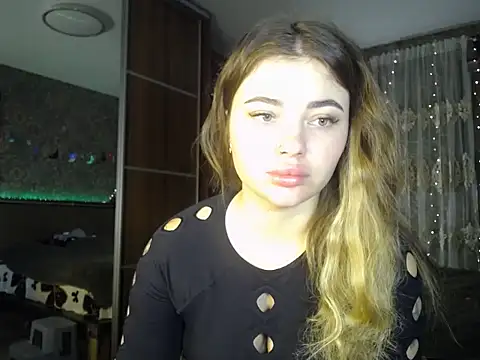 BonnyShy online show from November 23, 2025, 2:27 pm