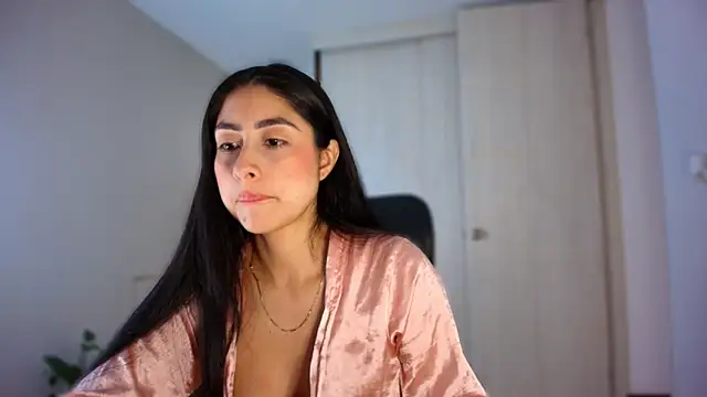 Snapshot of auroracaruso11 chatting on June 1, 2026, 6:07 pm auroracaruso11 online show from June 1, 2026, 6:07 pm