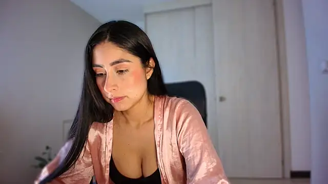 Snapshot of auroracaruso11 chatting on June 12, 2026, 8:06 pm auroracaruso11 online show from June 12, 2026, 8:06 pm