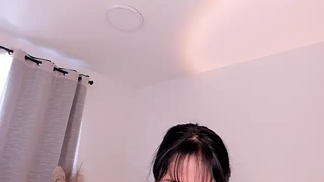 Snapshot of amelie_murphy_ chatting on June 1, 2026, 1:44 pm amelie murphy online show from June 1, 2026, 1:44 pm