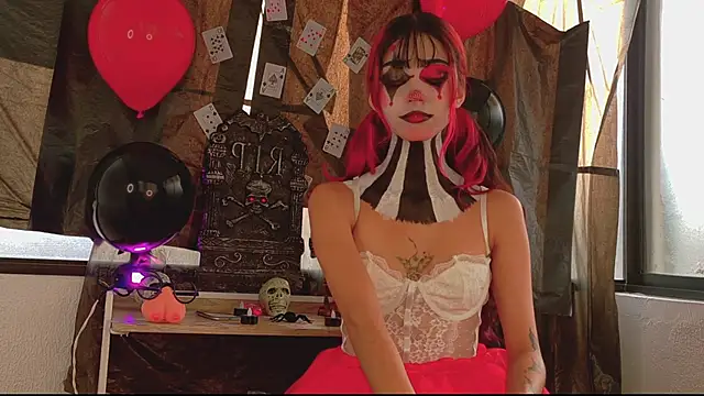 Snapshot of ParisFox_ chatting on November 1, 2025, 8:57 pm ParisFox online show from November 1, 2025, 8:57 pm