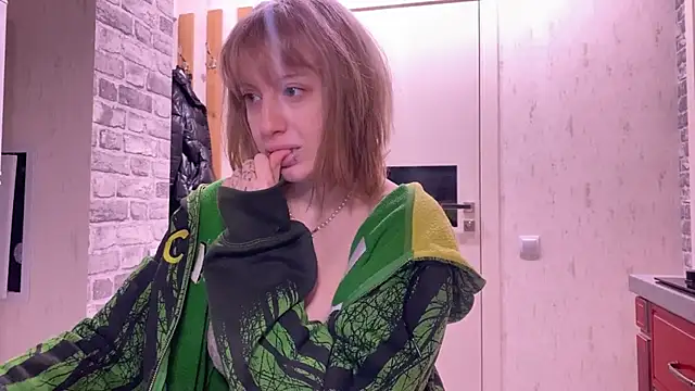 Snapshot of moundliicht1 chatting on February 1, 2025, 6:21 am moundliicht1 online show from February 1, 2025, 6:21 am