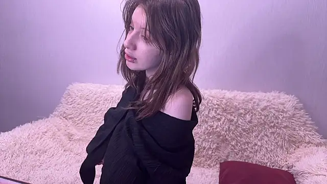 moundliicht1 online show from March 5, 2026, 7:43 pm