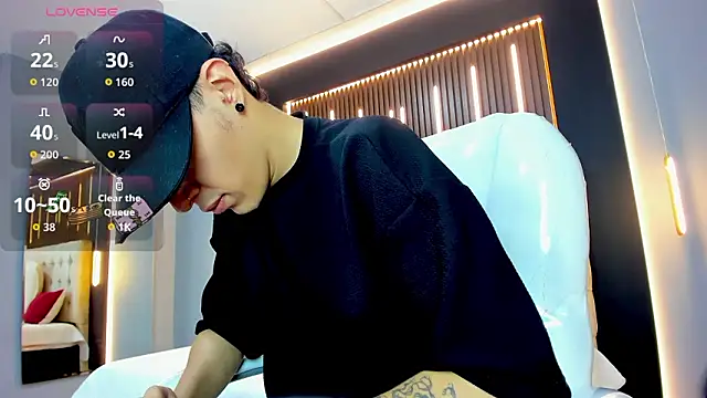 Lobo 17  online show from February 17, 2026, 3:37 am