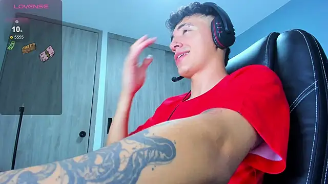 Lobo 17  online show from May 27, 2026, 6:54 am