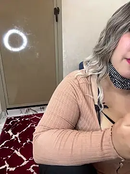 belquiis online show from January 11, 2025, 2:47 pm