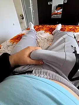 Snapshot of KarlosCarutox chatting on October 5, 2025, 9:11 am KarlosCarutox online show from October 5, 2025, 9:11 am