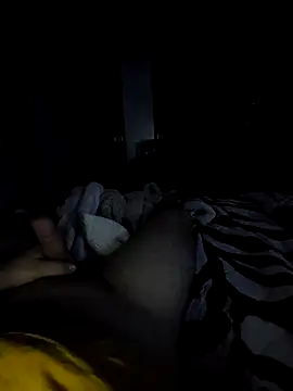 Snapshot of KarlosCarutox chatting on September 24, 2025, 8:37 pm KarlosCarutox online show from September 24, 2025, 8:37 pm