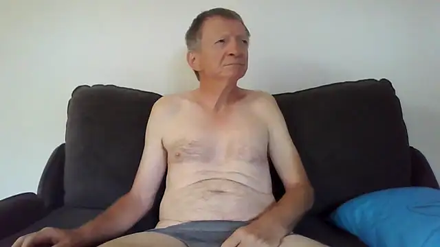 Snapshot of naturiste974 chatting on February 6, 2026, 7:15 am naturiste974 online show from February 6, 2026, 7:15 am