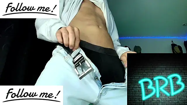 Snapshot of twink_sebas_ chatting on February 3, 2025, 7:10 pm twink sebas online show from February 3, 2025, 7:10 pm