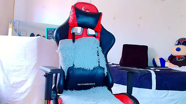 Snapshot of twink_sebas_ chatting on December 2, 2025, 4:09 pm twink sebas online show from December 2, 2025, 4:09 pm