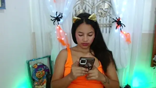 Snapshot of Marybaby_69 chatting on October 14, 2025, 1:45 pm Marybaby 69 online show from October 14, 2025, 1:45 pm