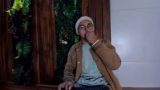 Andy Joy  online show from November 29, 2025, 11:32 am