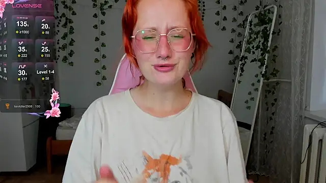 KrisTyBooBsin online show from October 1, 2025, 8:41 am