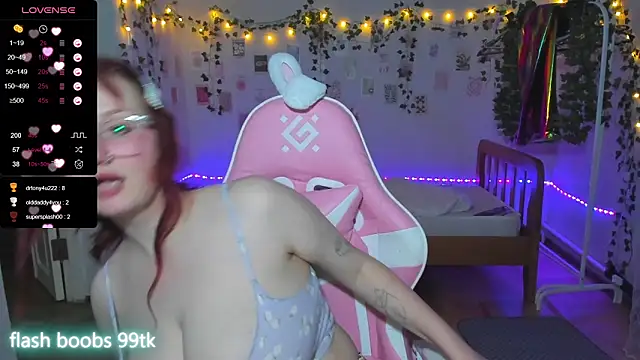 KrisTyBooBsin online show from March 18, 2025, 8:26 pm