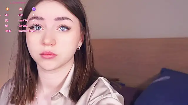 LindaFarmer online show from March 14, 2025, 3:37 am