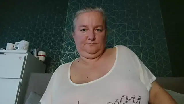 Marie Slate online show from October 3, 2025, 9:33 am