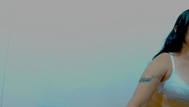 Snapshot of Ashley_and_Michel chatting on January 26, 2025, 5:56 am Ashley and Michel online show from January 26, 2025, 5:56 am